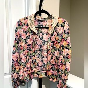 Vintage 1980s Chaus Black Pink Rose Floral Lace Collar Button Up Blouse